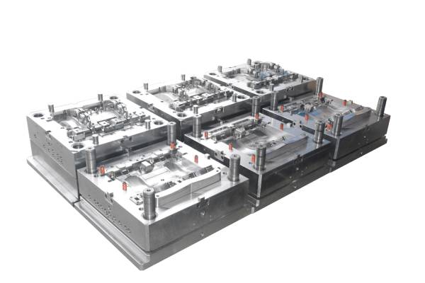 銘洋宇通精密注塑模具廠